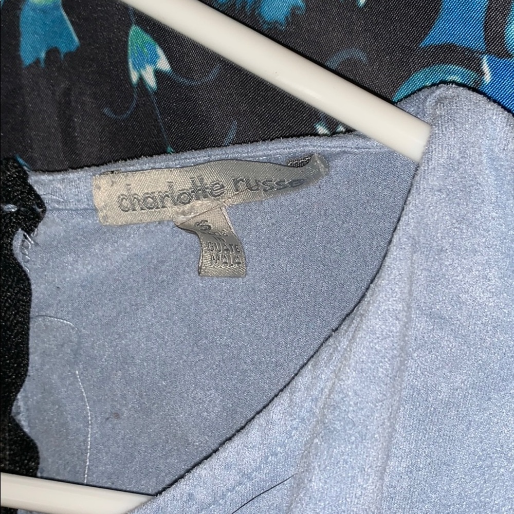 blue top - Picture 2 of 3